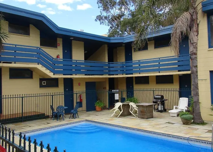 Pathfinder Motel